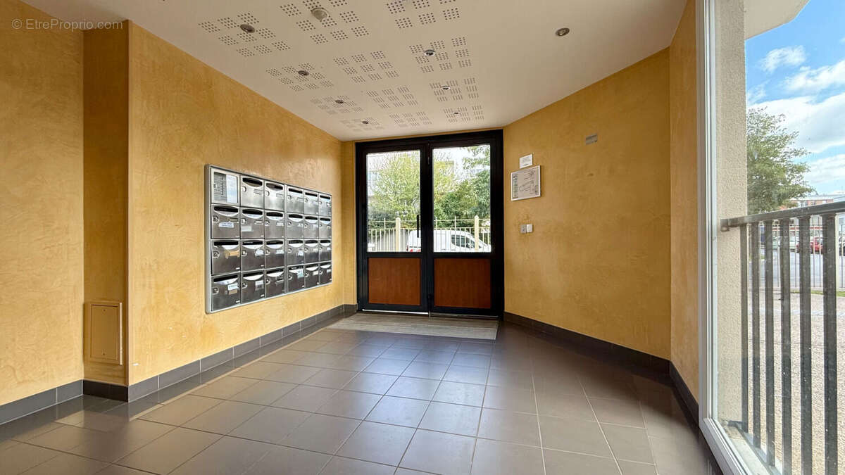 Appartement à CORBEIL-ESSONNES