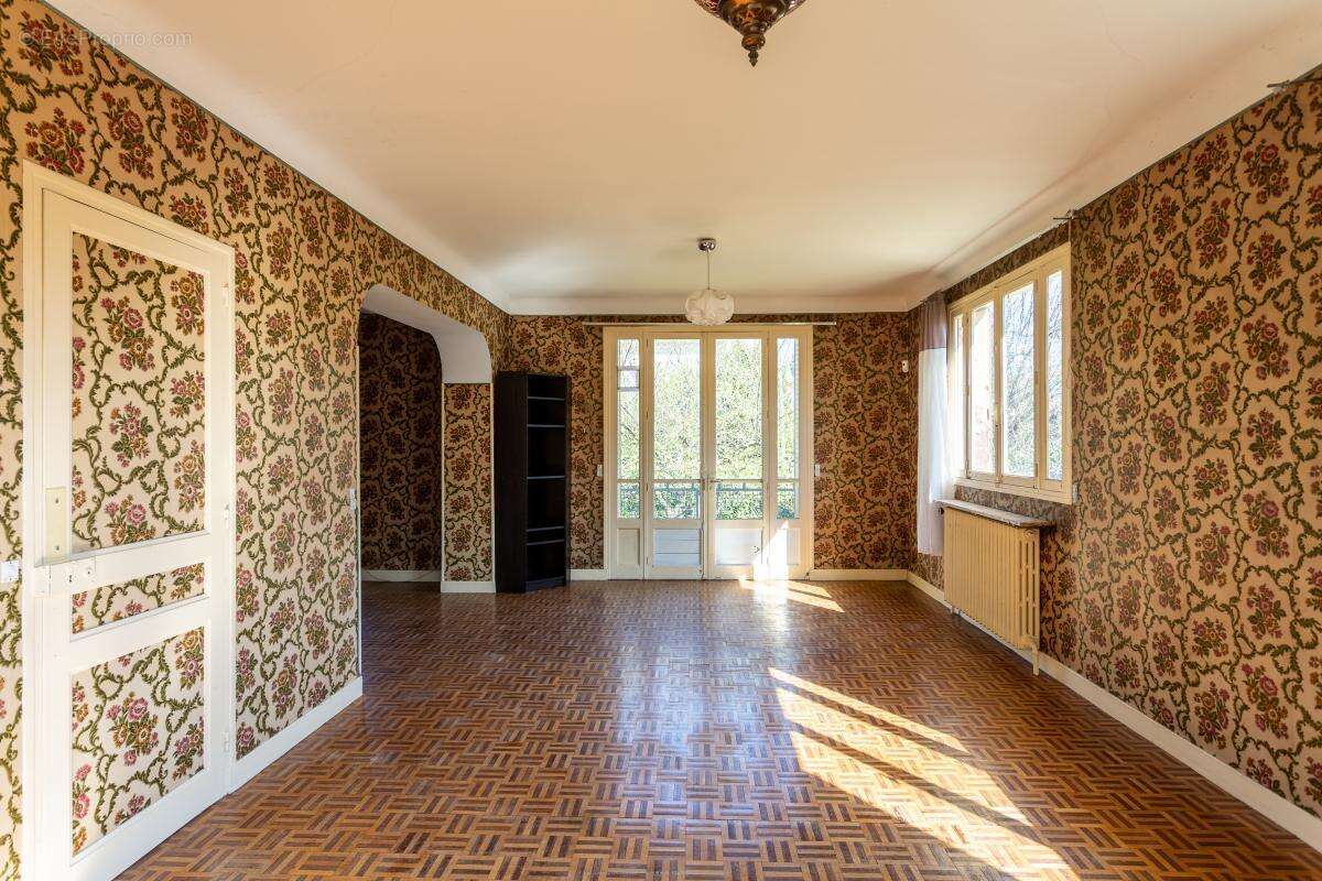 Maison à VILLEMOMBLE