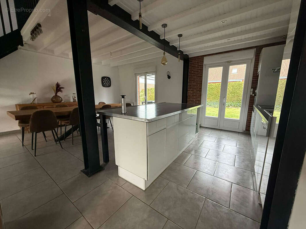 Maison à BRUAY-LA-BUISSIERE