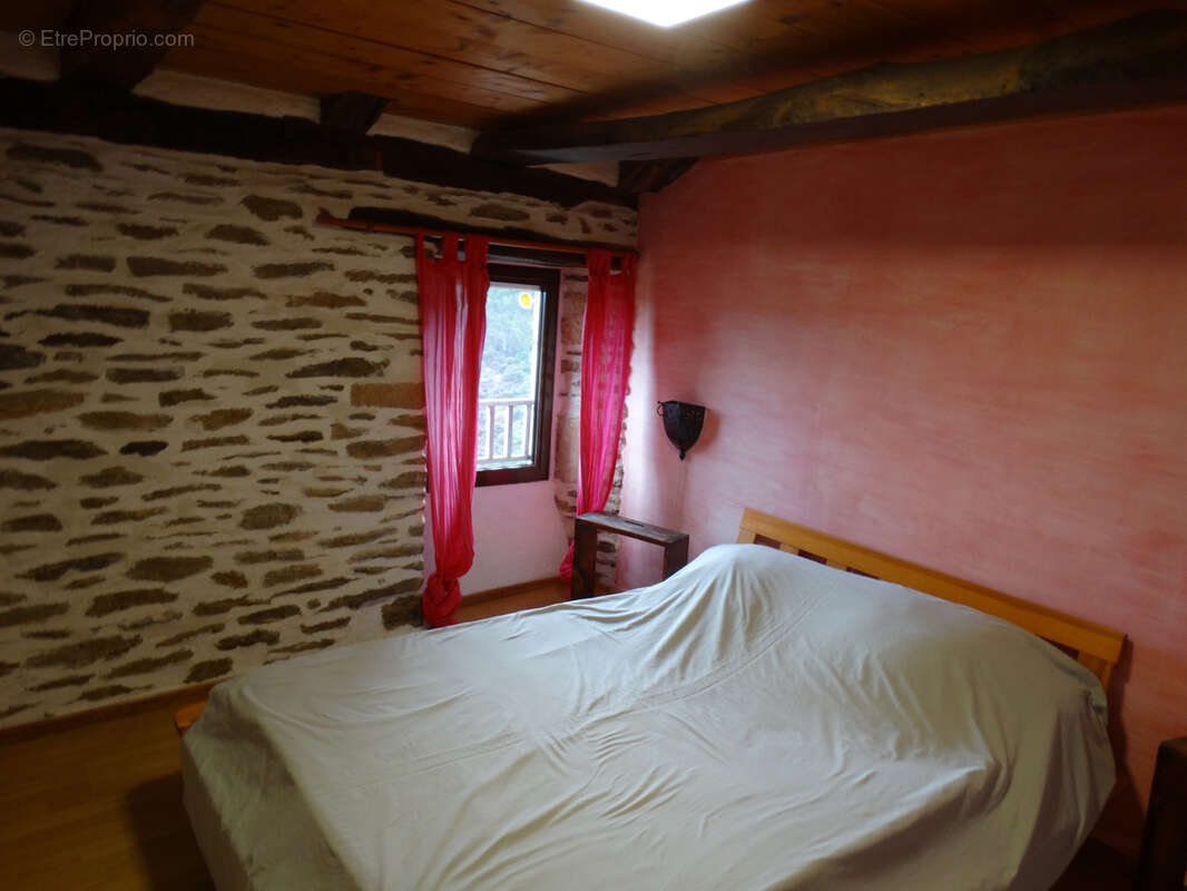 Maison à SAINT-ANDRE-LACHAMP