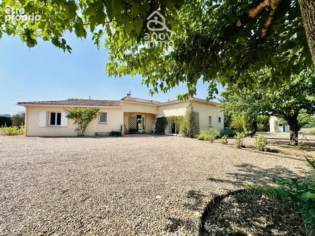 Maison à GARAT
