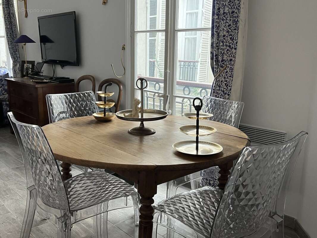 Appartement à PARIS-6E