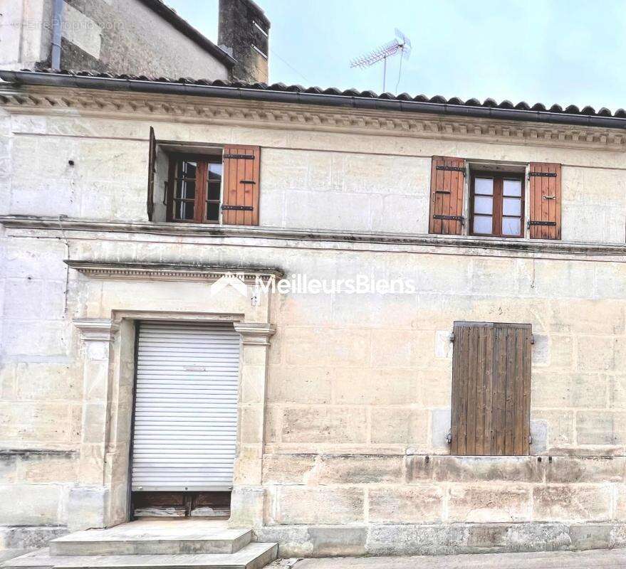 Appartement à LA CHAPELLE-DES-POTS