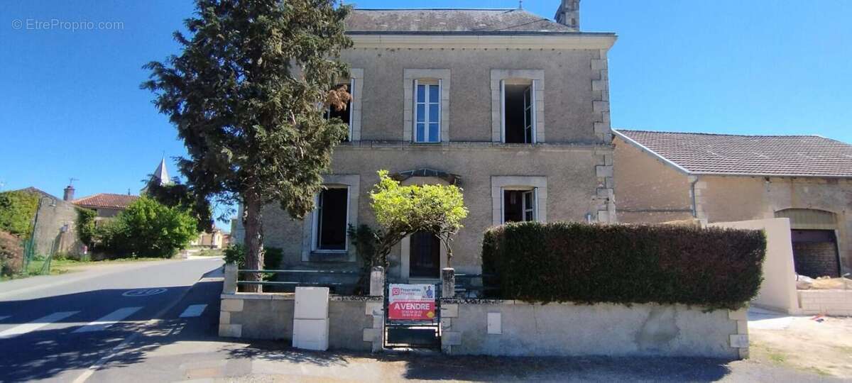 Maison à JARDRES
