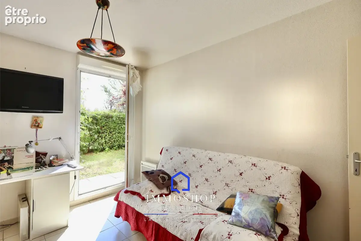 Rez de jardin - 67,15 m2 - 3 pièces - photo 6