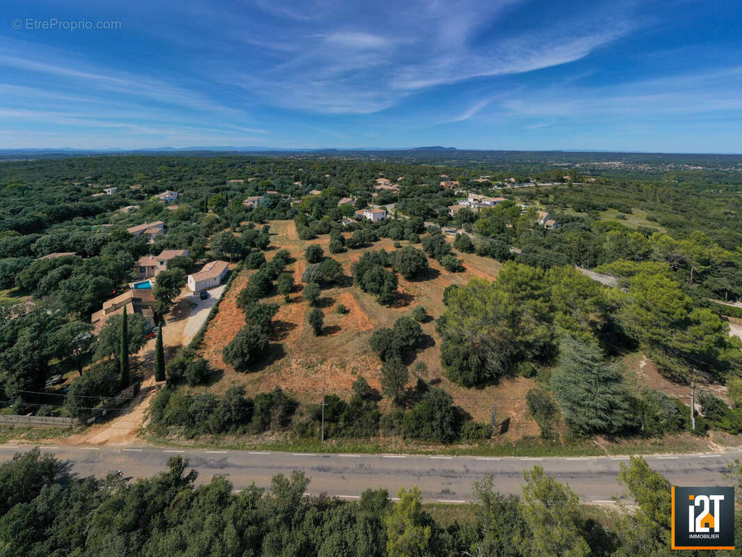 Terrain à SAINT-SIFFRET