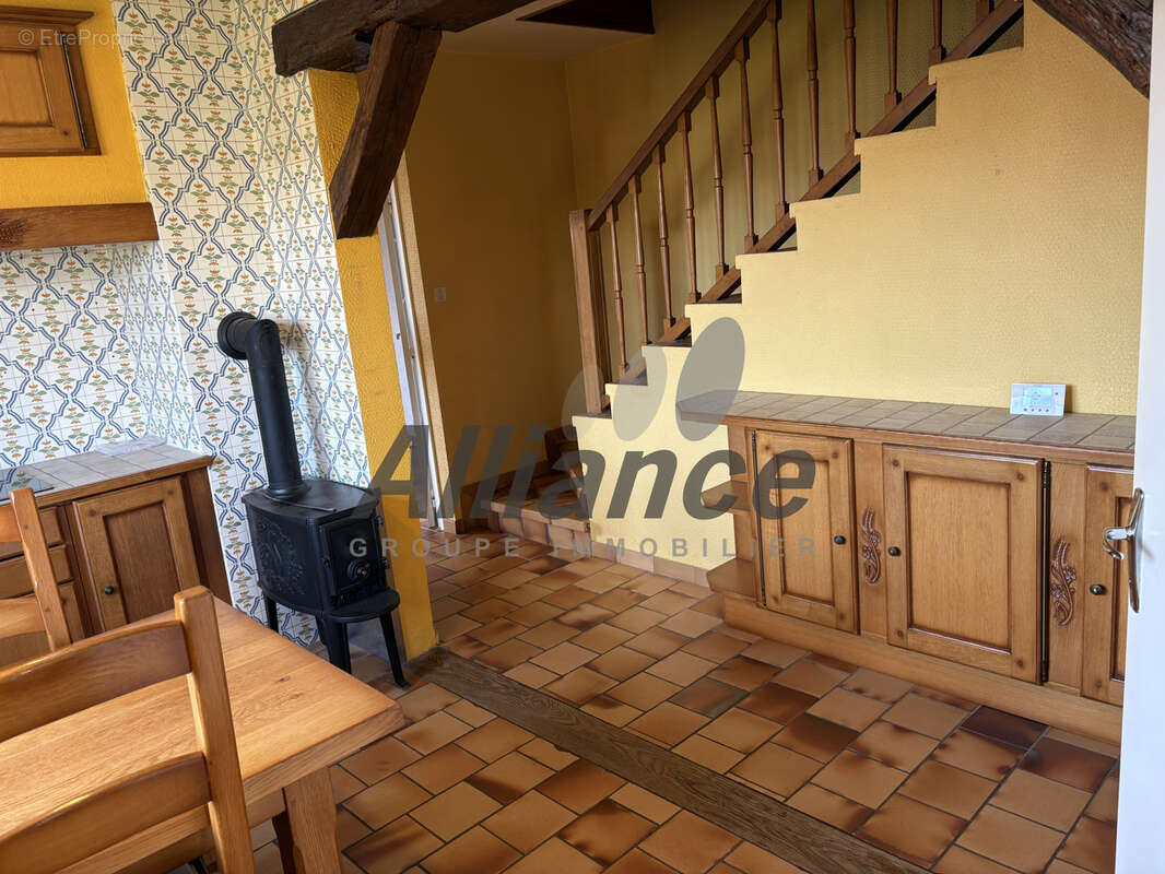 Maison à SAINT-SAUVEUR