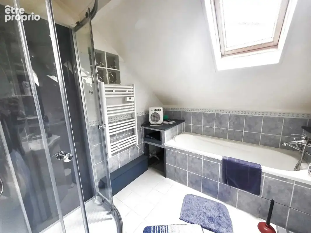 Maison familiale spacieuse de 7 pièces (117,55 m2)   Idéalement située à deux pas de la gare - photo 6