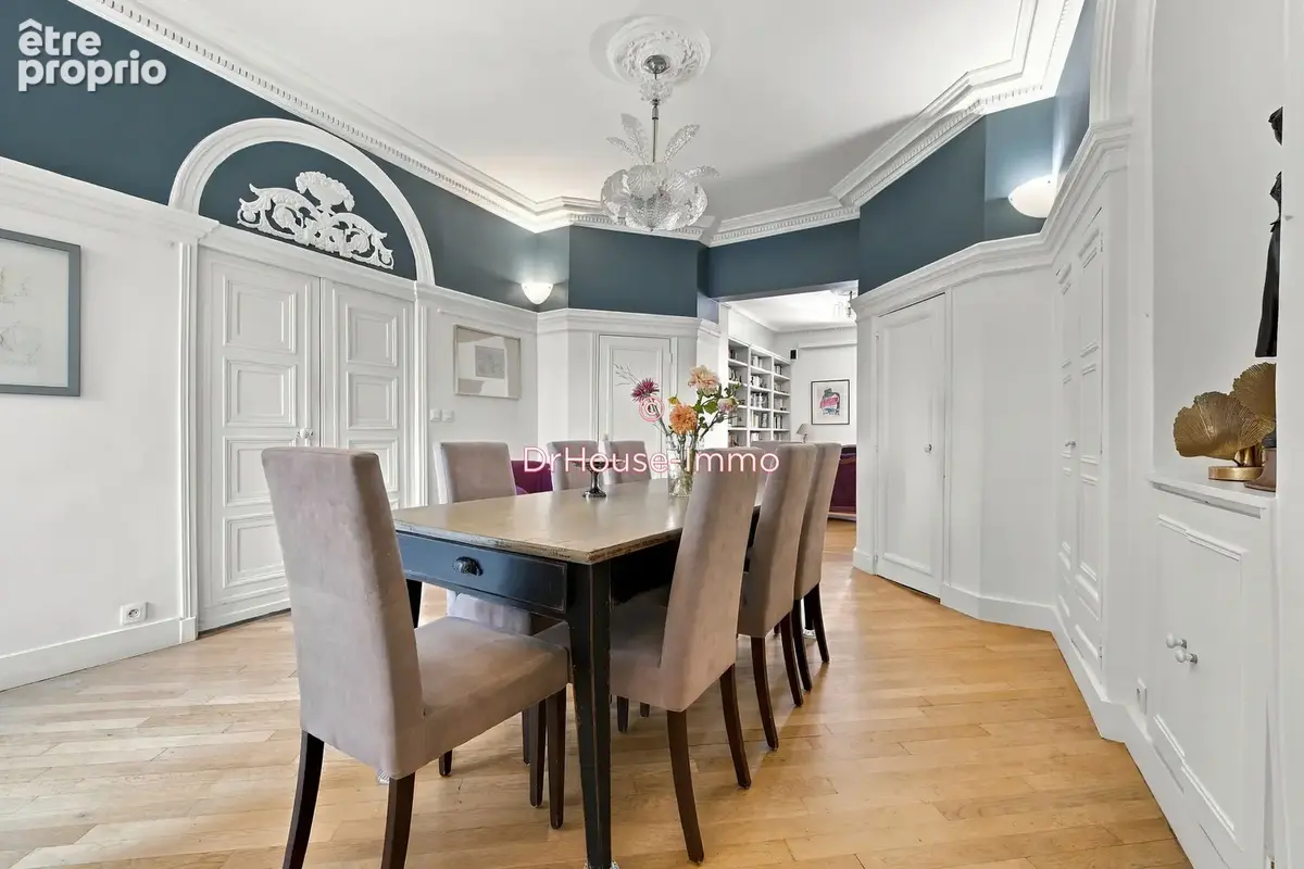 Appartement 5 pièces 105 m² à vendre à Paris-10e (75010) - photo 9