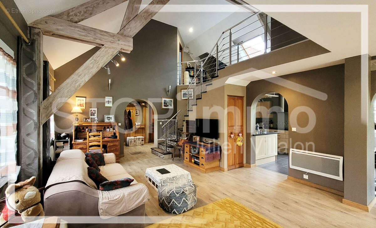 Maison à ESTREELLES