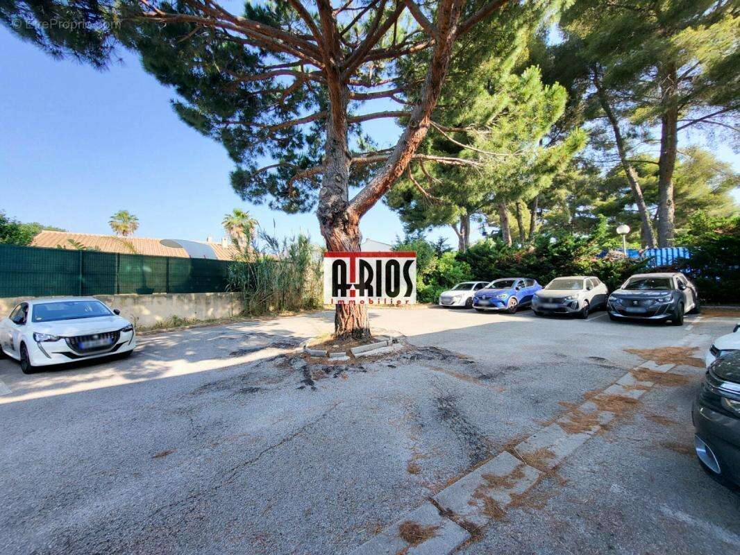 Commerce à LA SEYNE-SUR-MER