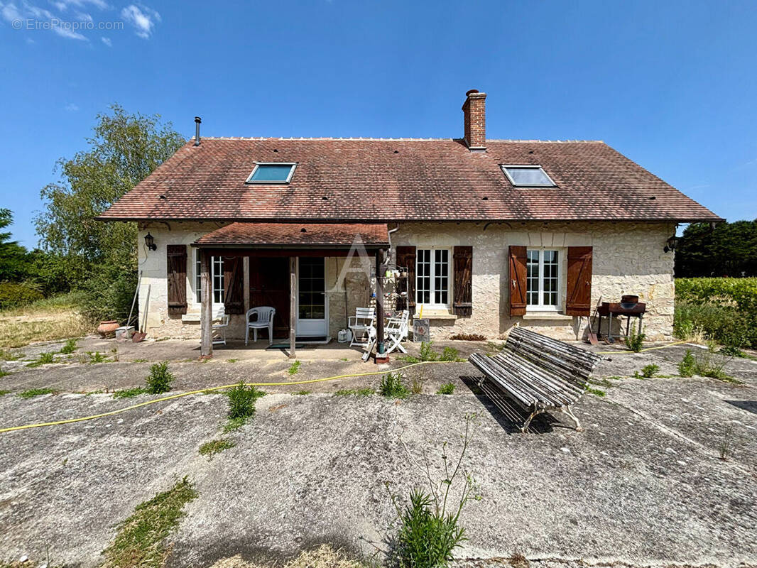 Maison à SASSAY