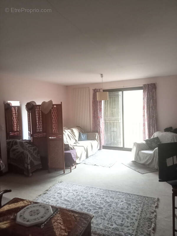 Maison à SAINT-LAURENT-DE-CERDANS