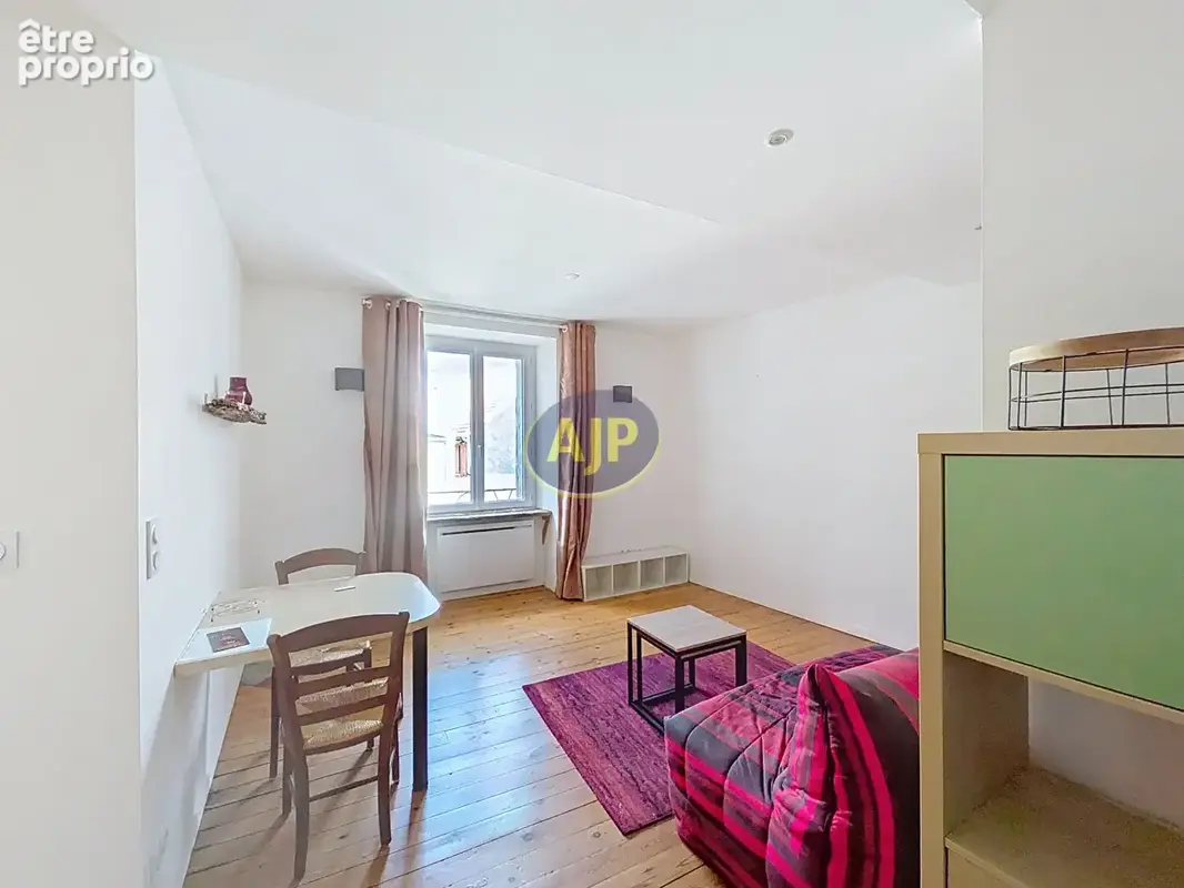 Appartement T1-Bis Indre bord de Loire 32m² - photo 1