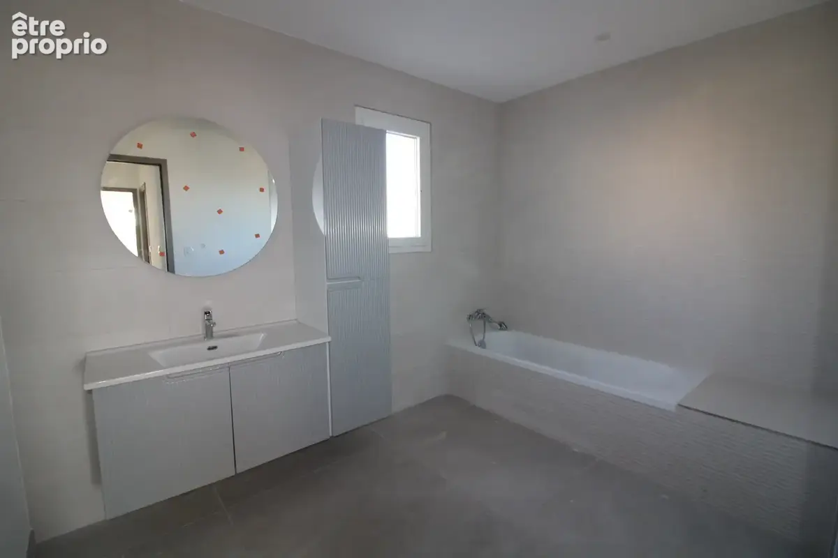 Villa 4 chambres + garage + bassin de baignades. - photo 8