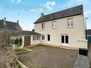 Maison à LA HAYE-DU-PUITS