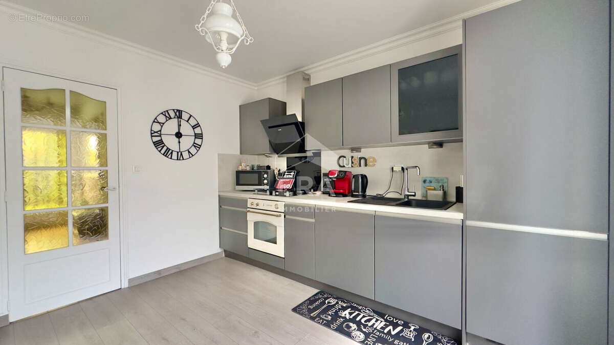 Maison à VIRY-CHATILLON