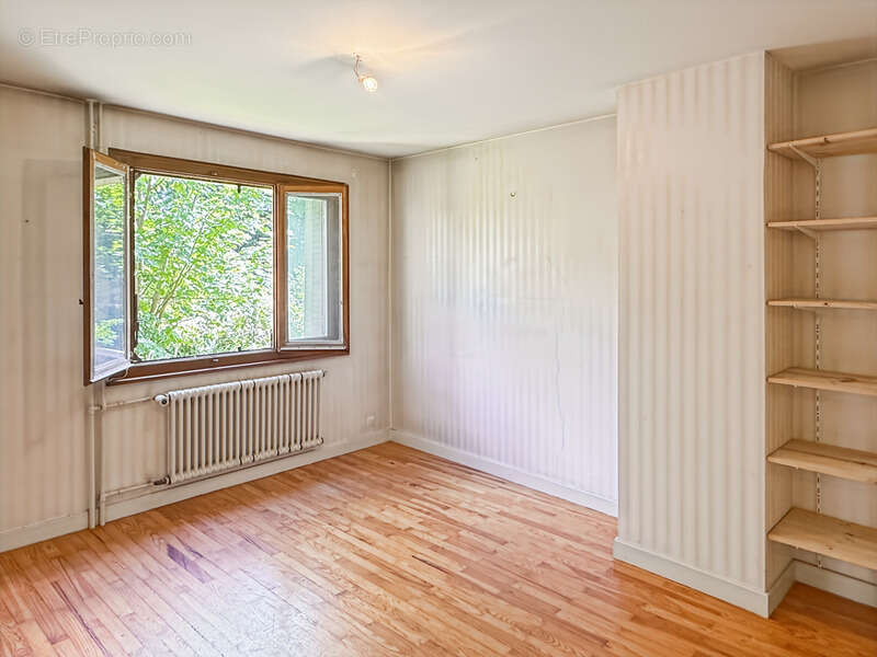 Maison à vendre 6 pièces GEX (01) - photo 11