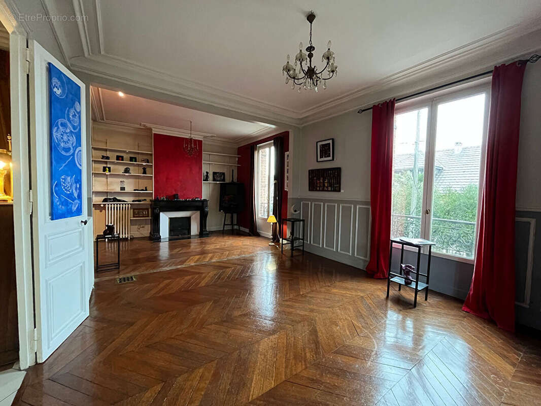 Maison à NEUILLY-PLAISANCE