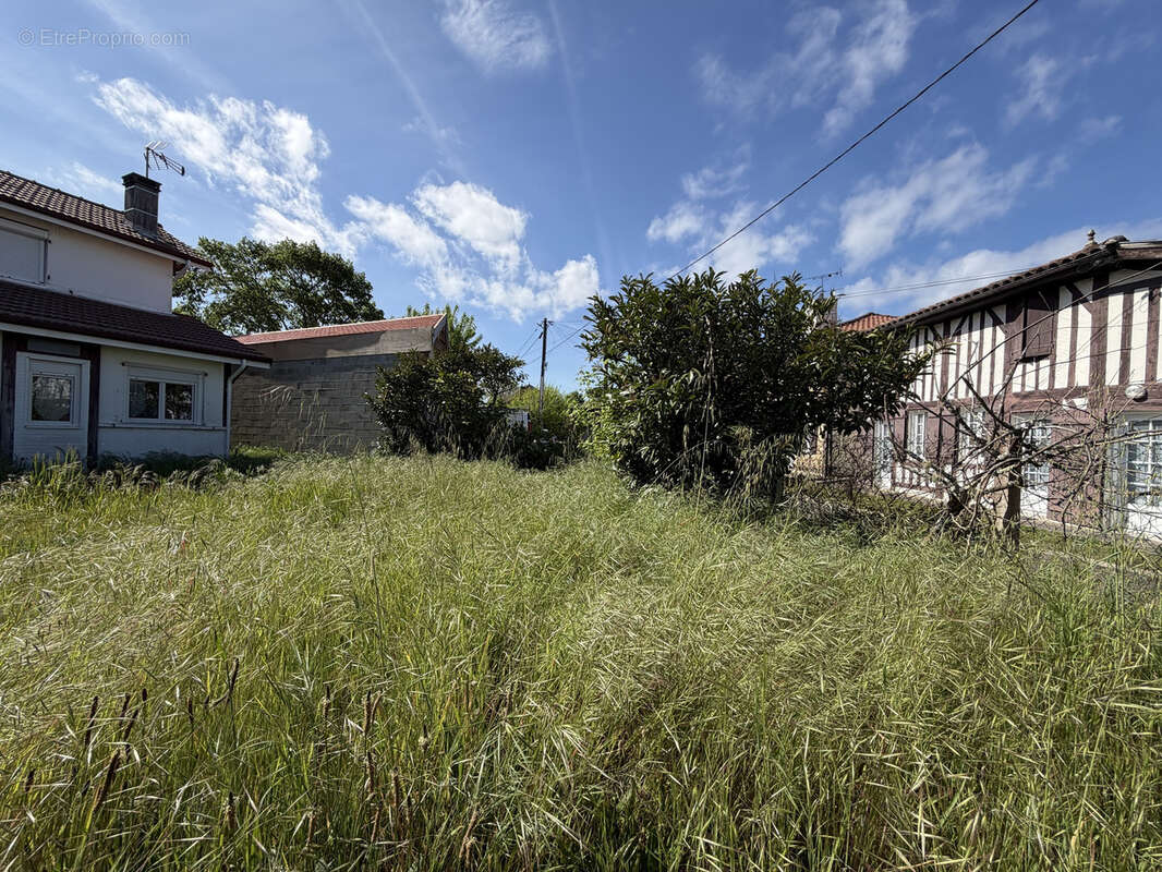 Maison à LIT-ET-MIXE