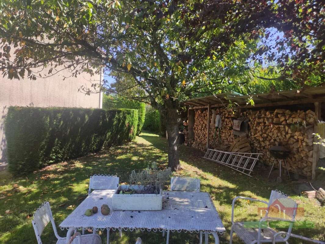 Maison à NERIS-LES-BAINS