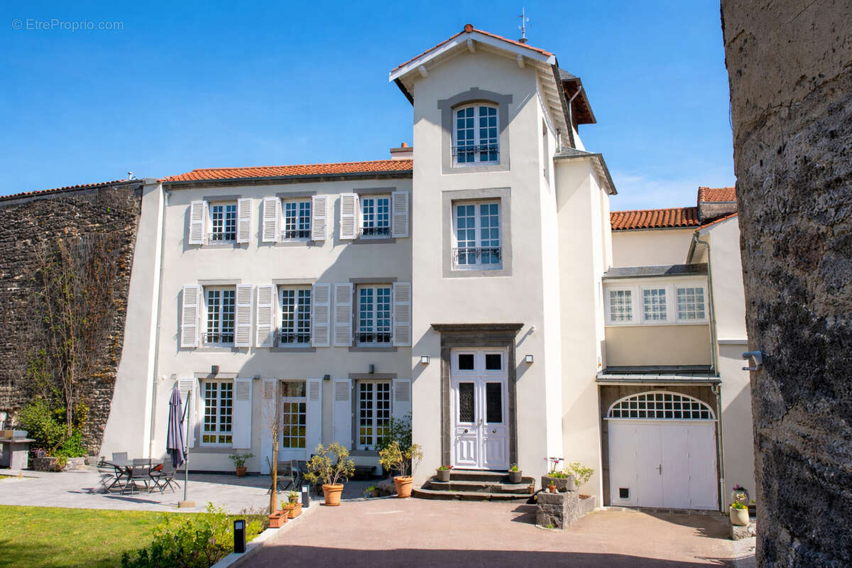 Maison à RIOM
