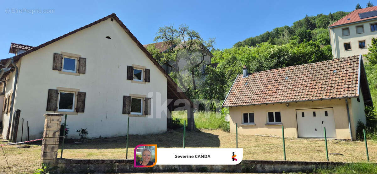 Maison à AUXELLES-HAUT