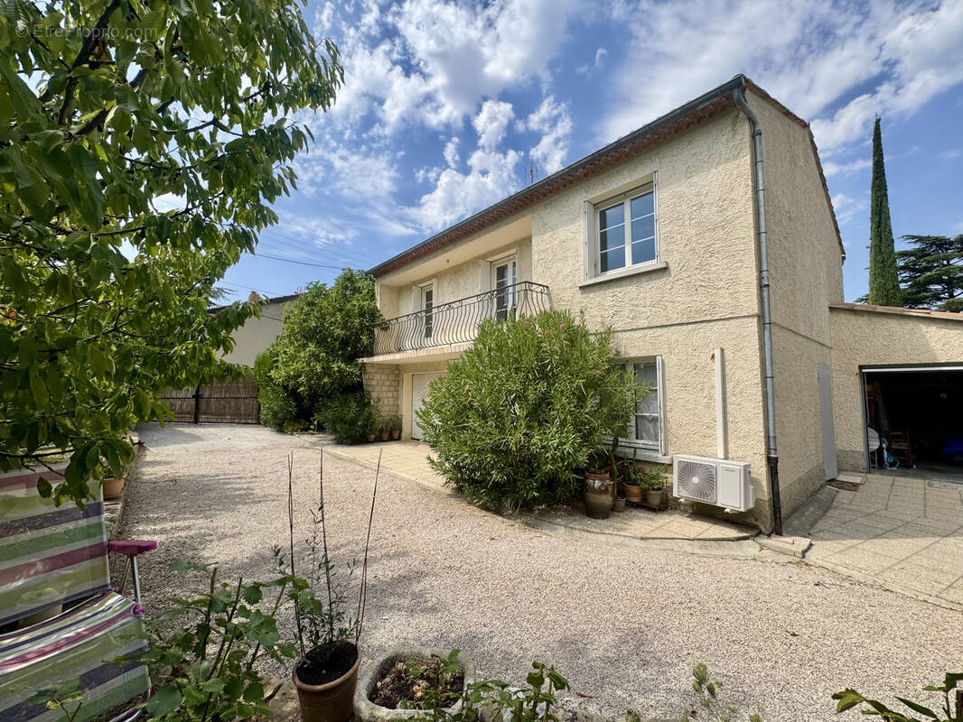 Maison à VAISON-LA-ROMAINE