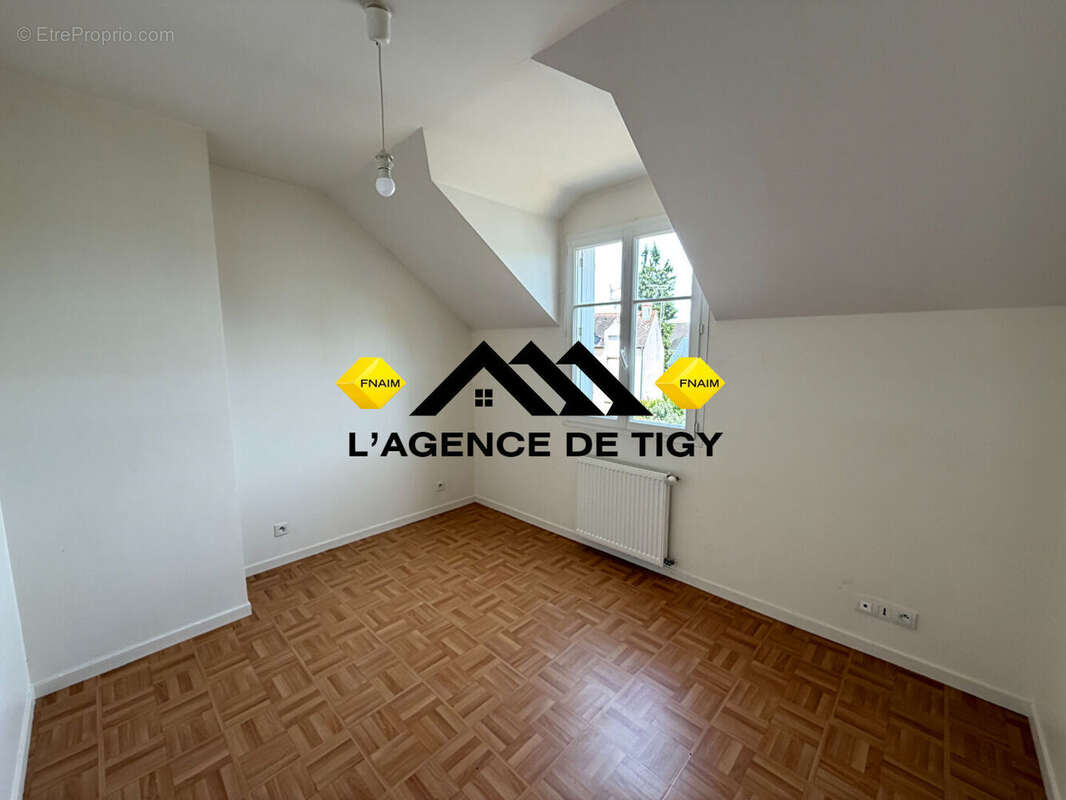 Maison située sur la commune de Tigy idéal investisseur ou premier achat - photo 3