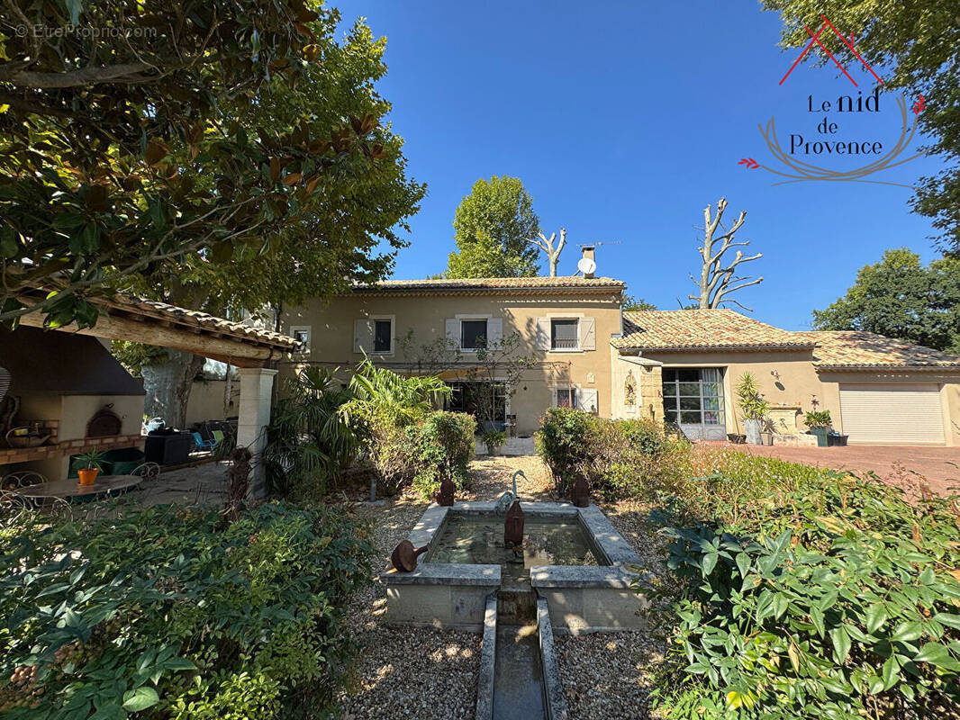 Maison à JONQUIERES