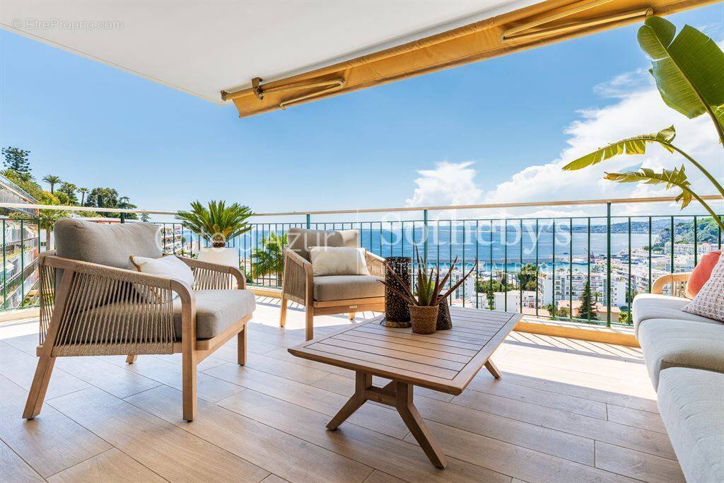 Appartement à NICE