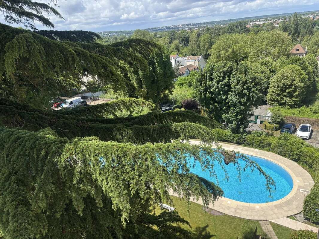 Appartement à BOUGIVAL