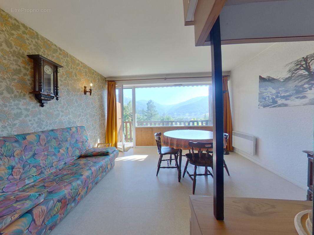 Appartement à SAINT-PONS