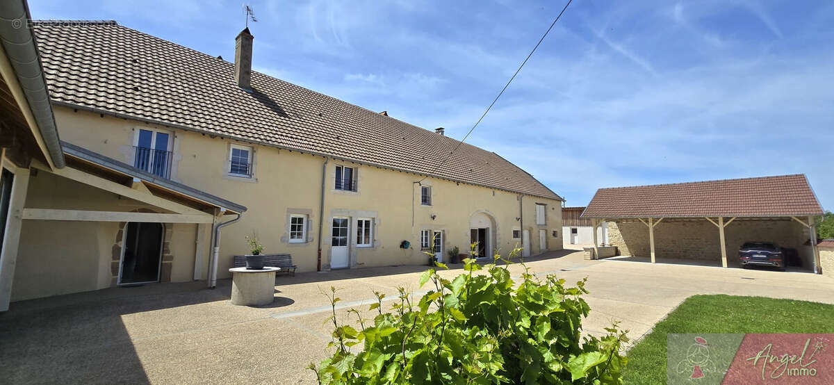 Maison à DAMMARTIN-MARPAIN