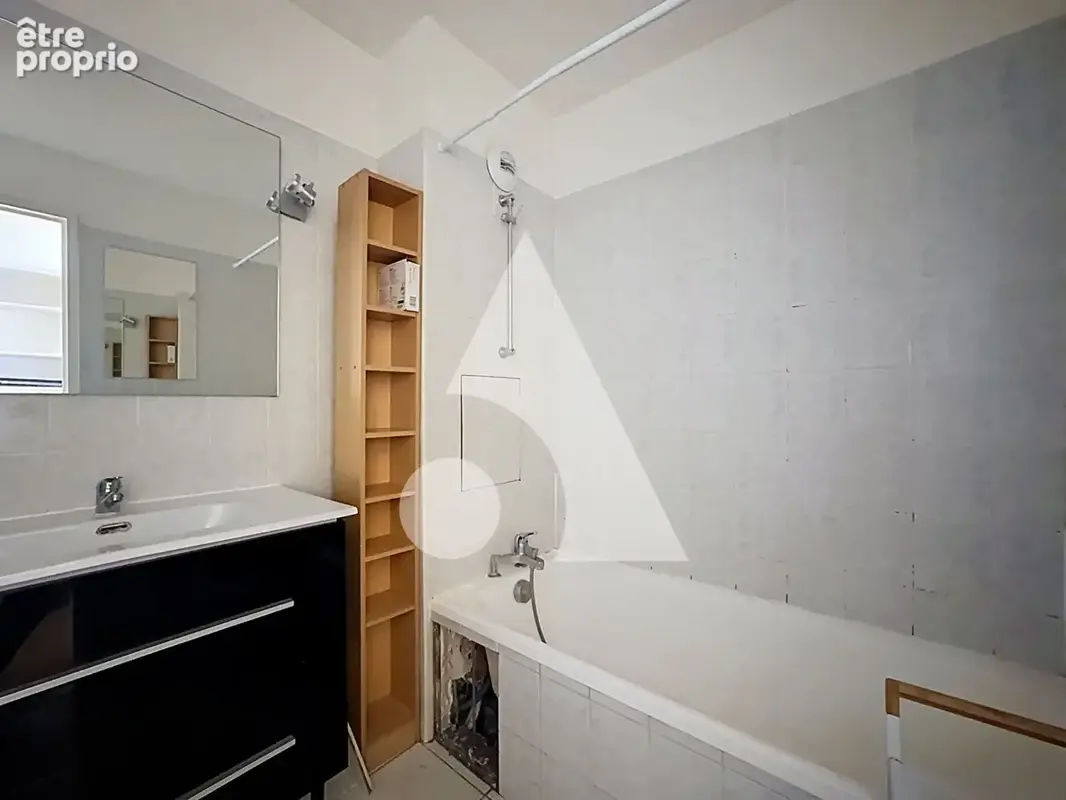 Charmant T2 bis en duplex avec garage et cave ! - photo 9