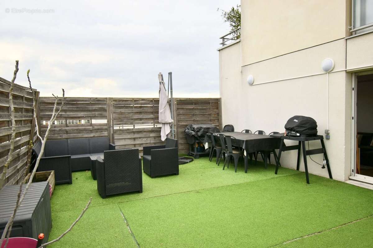 Appartement à GENNEVILLIERS