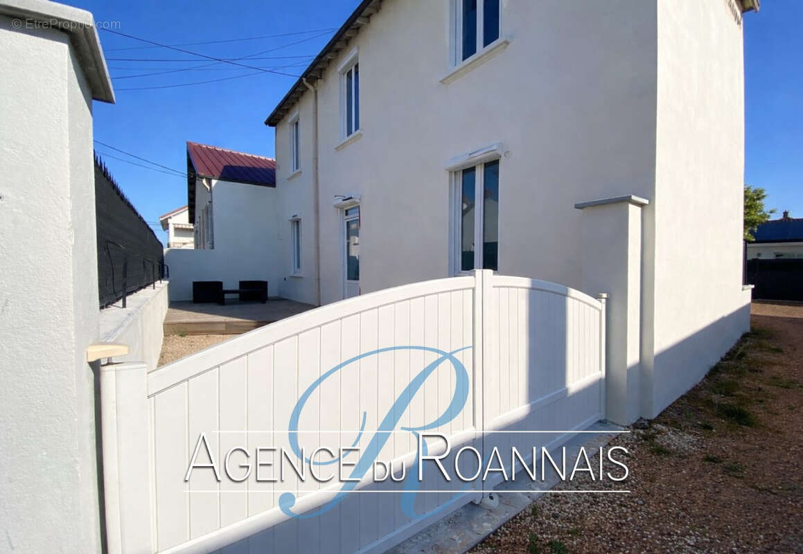 Appartement à LE COTEAU