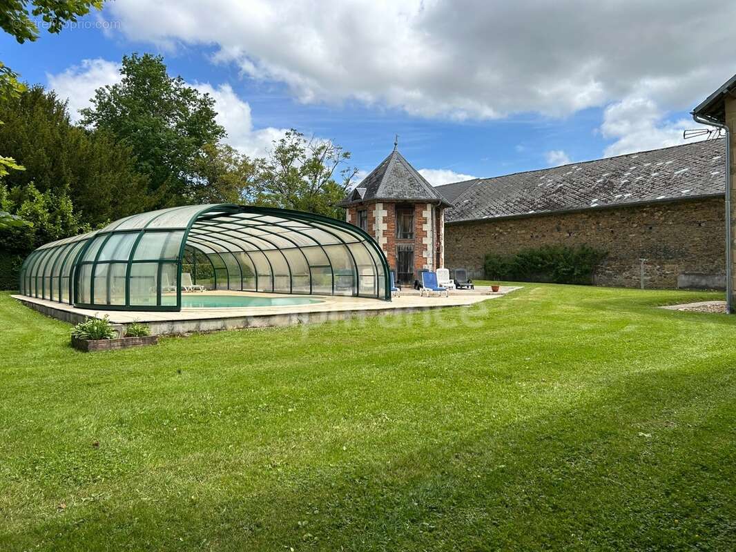 Maison de maitre à vendre 13 pièces LANOUAILLE (24) 2.6 hectares - photo 24