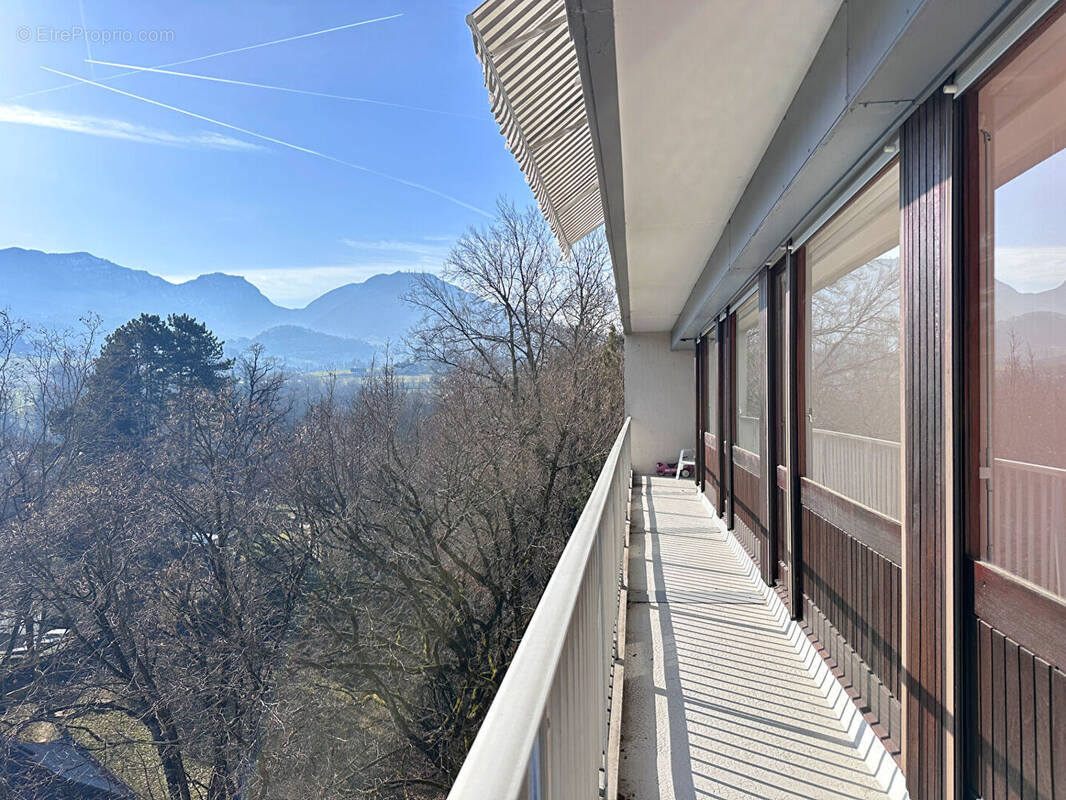 Appartement à JACOB-BELLECOMBETTE