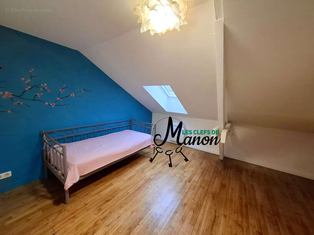 Maison à BESSINES-SUR-GARTEMPE