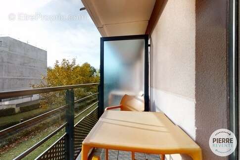 Appartement à SAINT-CYR-L'ECOLE