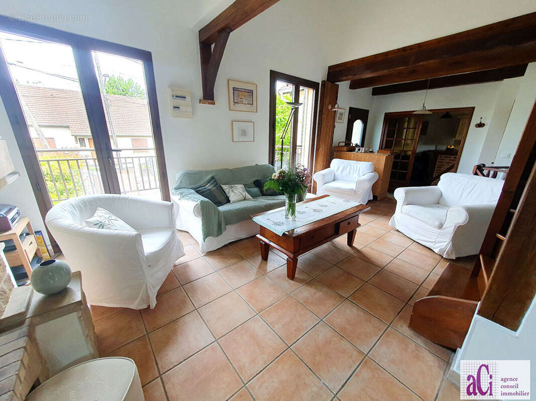 Maison à L'HAY-LES-ROSES