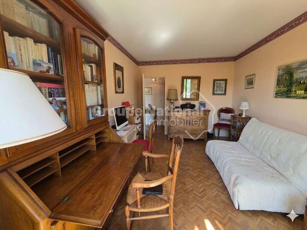 Appartement à VERSAILLES