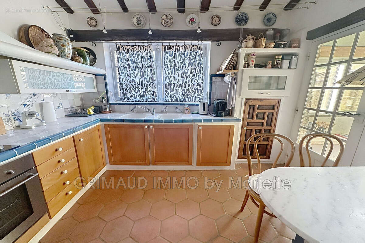 Maison à PLAN-DE-LA-TOUR