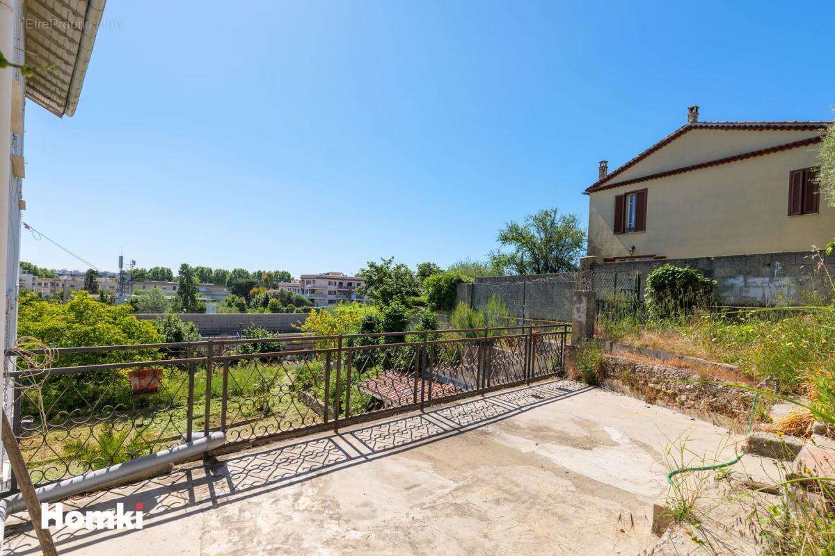 Maison à CAGNES-SUR-MER