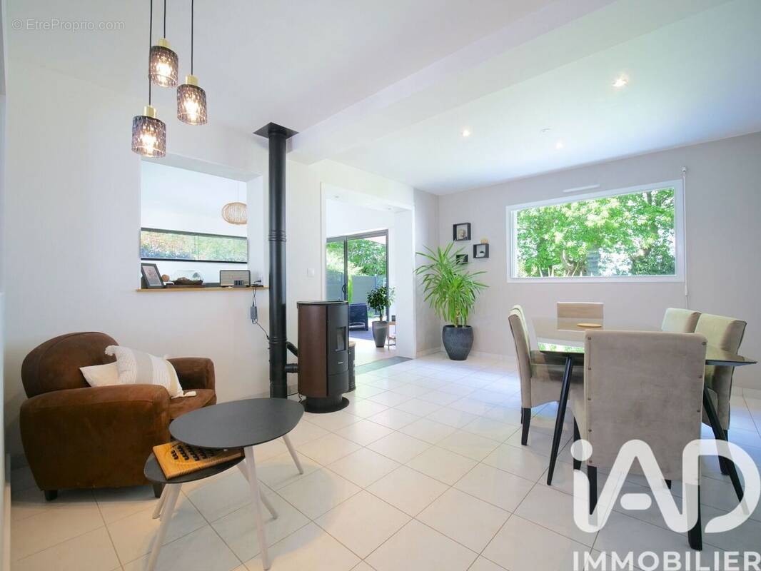Photo 1 - Maison à GRAND-CHAMP