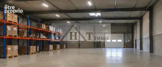 À vendre Entrepôt & bureaux 3000m²- BUC - photo 3