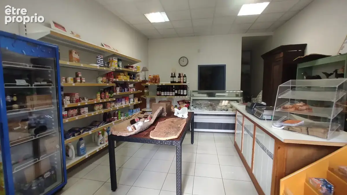 Restaurant, Gites, épicerie à la vente sur le chemin de Compostelle - photo 6