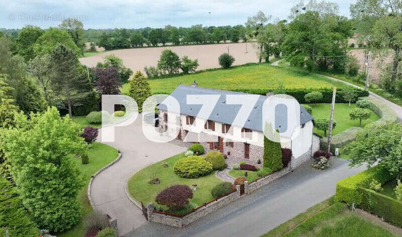 Maison à SAINT-SAMSON-DE-BONFOSSE