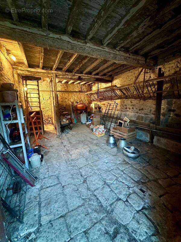 Maison à SAINT-SAUVEUR-DES-LANDES